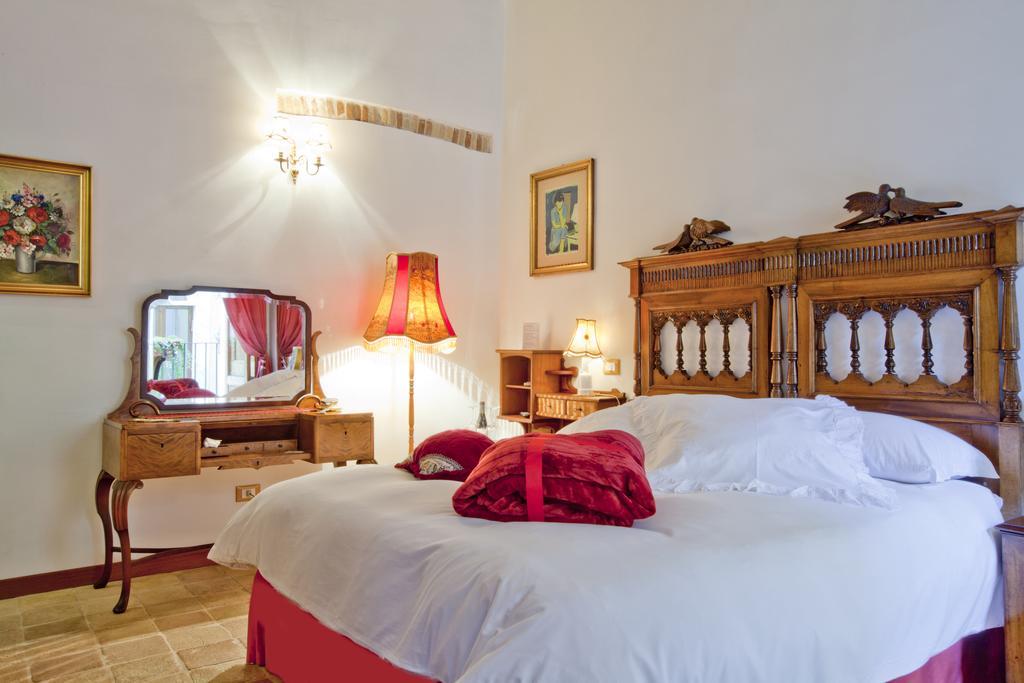 B&B Il Marchese Del Grillo Sulmona Cameră foto