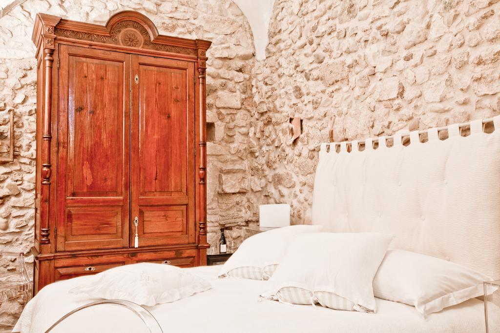 B&B Il Marchese Del Grillo Sulmona Cameră foto